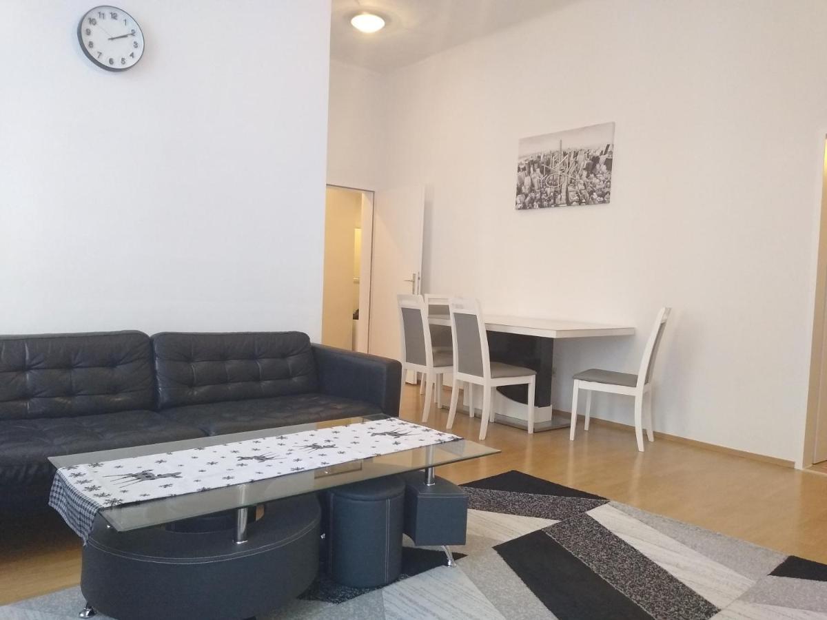 Spacious Central Apartment Vienna Exterior photo